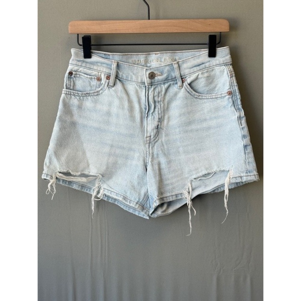 American Eagle Denim Shorts Sz‎ 2 Light Wash Raw Frayed Hem Recycled Cotton Blue